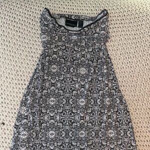 Cynthia Rowley Black & White Patterned Dress/ Skirt Size XS